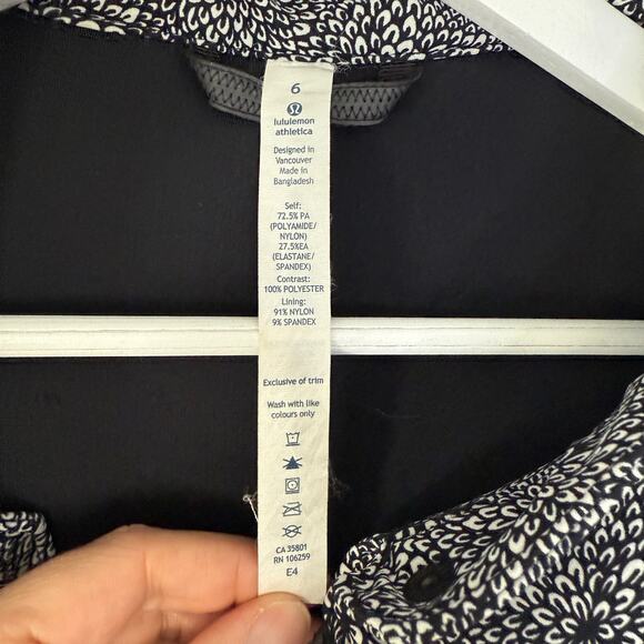 Lululemon Bust a Move Jacket Grey/Black Floral Print Size 6 - Picture 5 of 5